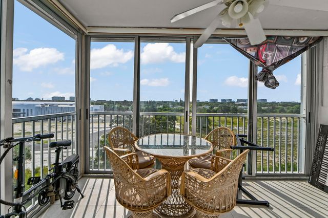 5700 NW 2ND Avenue 708, Boca Raton, FL 33487