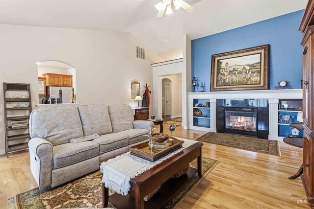 9701 W Penhurst Drive, Star, ID 83669