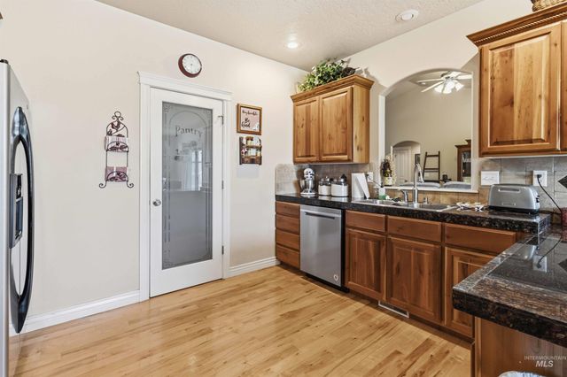 9701 W Penhurst Drive, Star, ID 83669