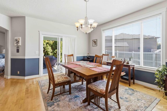 9701 W Penhurst Drive, Star, ID 83669