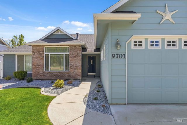 9701 W Penhurst Drive, Star, ID 83669