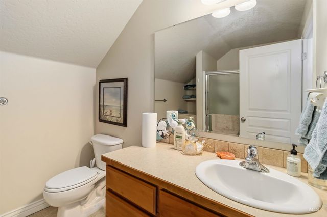 9701 W Penhurst Drive, Star, ID 83669