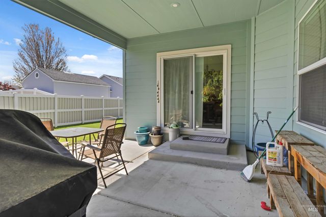 9701 W Penhurst Drive, Star, ID 83669