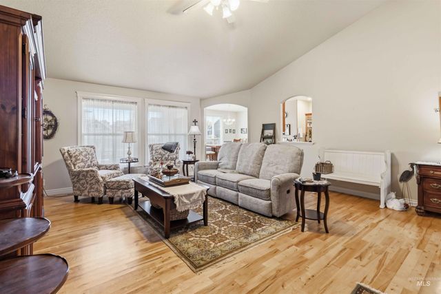 9701 W Penhurst Drive, Star, ID 83669