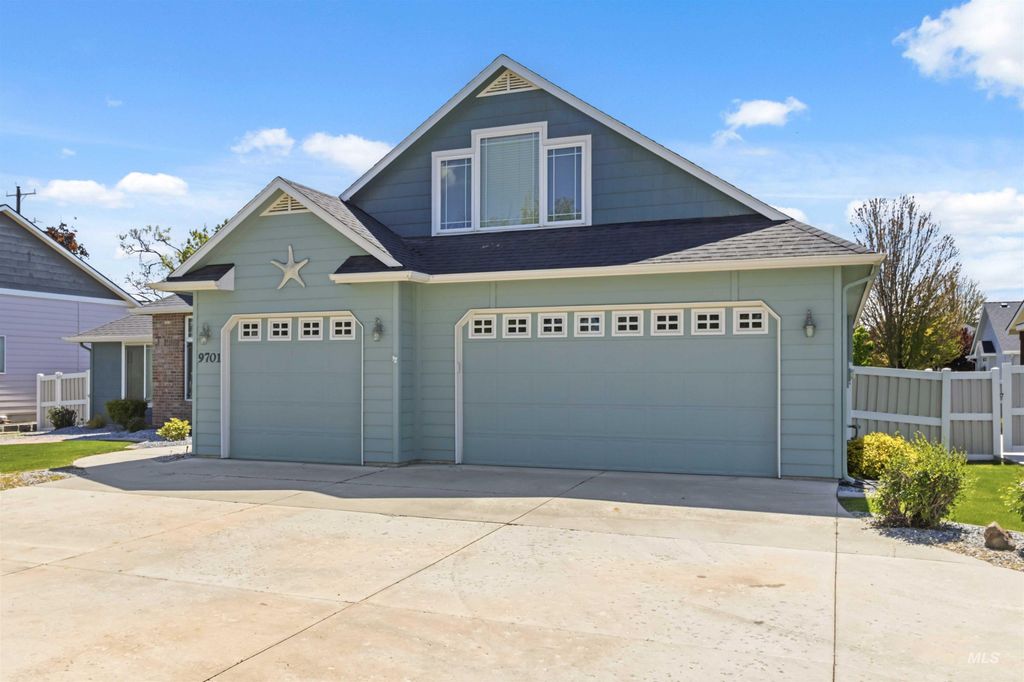 9701 W Penhurst Drive, Star, ID 83669