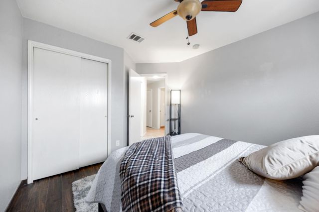 166 Kristen DR, Kyle, TX 78640