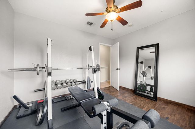 166 Kristen DR, Kyle, TX 78640