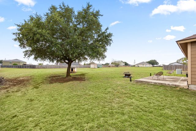 166 Kristen DR, Kyle, TX 78640