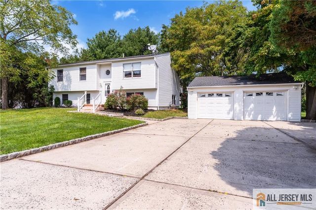 89 Dey Road, Plainsboro, NJ 08512