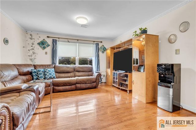 89 Dey Road, Plainsboro, NJ 08512