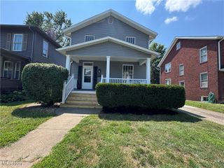 720 Locust Avenue, Zanesville, OH 43701