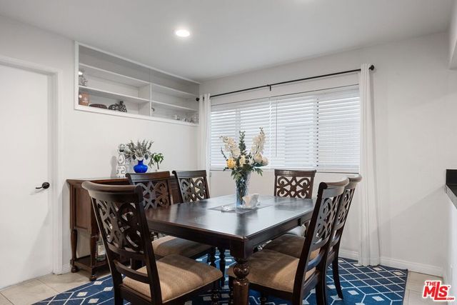 15325 Magnolia Boulevard 108, Sherman Oaks, CA 91403