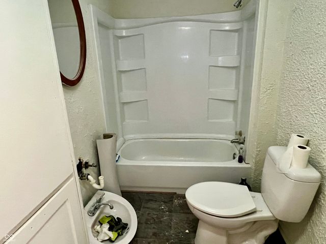 149 N 6th Avenue, Beech Grove, IN 46107