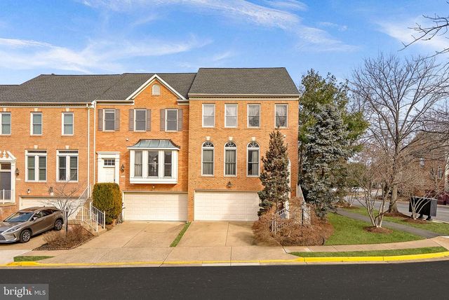 1795 BRENTRIDGE ST, Vienna, VA 22182