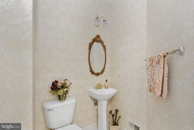 1795 BRENTRIDGE ST, Vienna, VA 22182