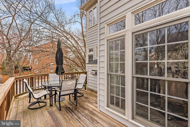 1795 BRENTRIDGE ST, Vienna, VA 22182