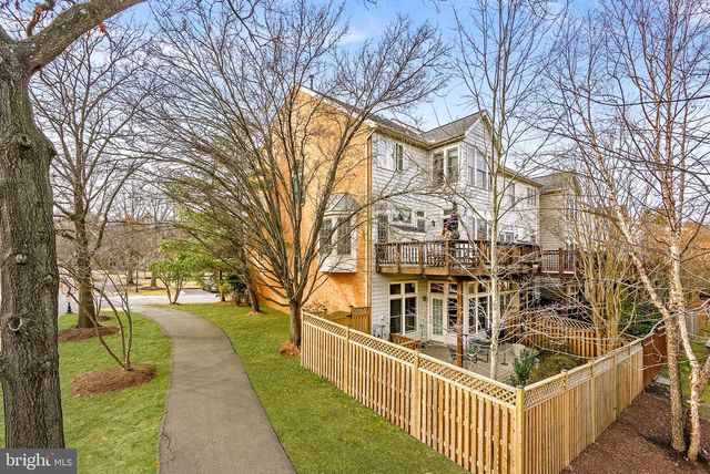 1795 BRENTRIDGE ST, Vienna, VA 22182