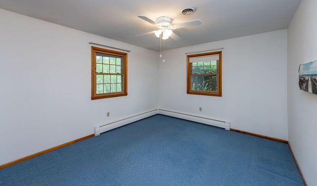 111 Patricia Dr, Big Beaver, PA 15010