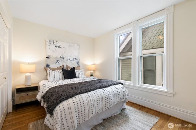 2202 E John Street, Seattle, WA 98112