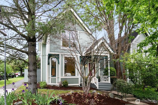 2202 E John Street, Seattle, WA 98112