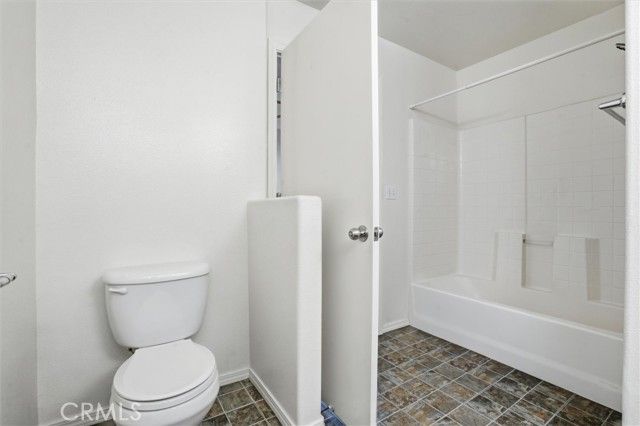 310 E Mccoy 11F, Santa Maria, CA 93455