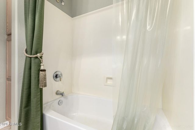 12815 N 19TH Street, Phoenix, AZ 85022