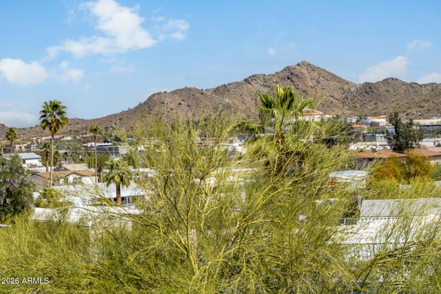 12815 N 19TH Street, Phoenix, AZ 85022