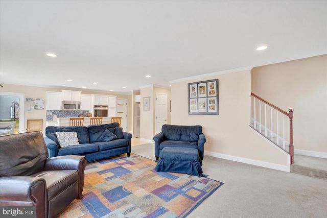 942 KAVANAGH CIR, Red Lion, PA 17356