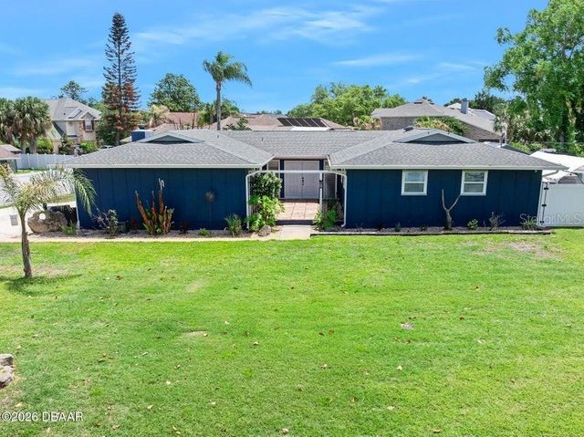 18 TOMOKA OAKS BOULEVARD, Ormond Beach, FL 32174