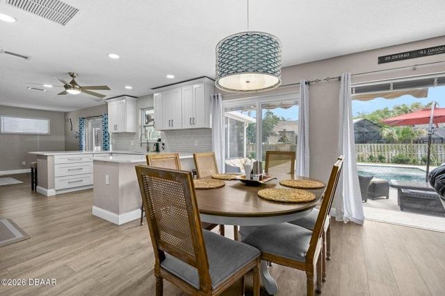 18 TOMOKA OAKS BOULEVARD, Ormond Beach, FL 32174