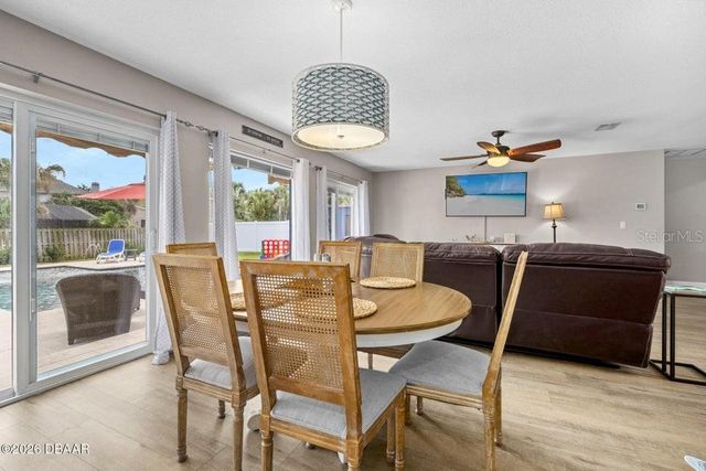 18 TOMOKA OAKS BOULEVARD, Ormond Beach, FL 32174