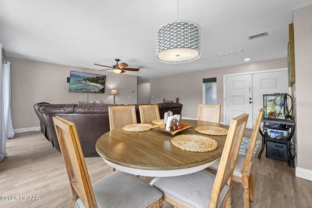 18 TOMOKA OAKS BOULEVARD, Ormond Beach, FL 32174