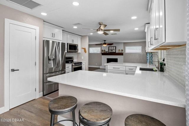 18 TOMOKA OAKS BOULEVARD, Ormond Beach, FL 32174