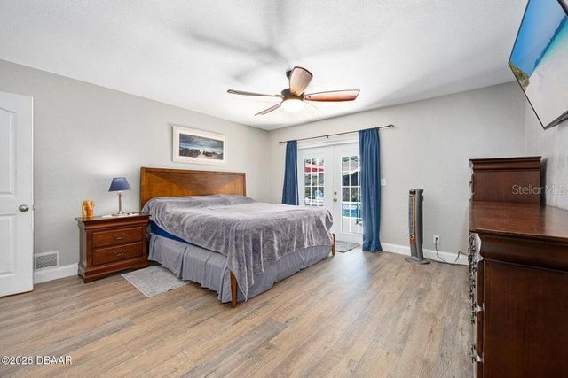 18 TOMOKA OAKS BOULEVARD, Ormond Beach, FL 32174