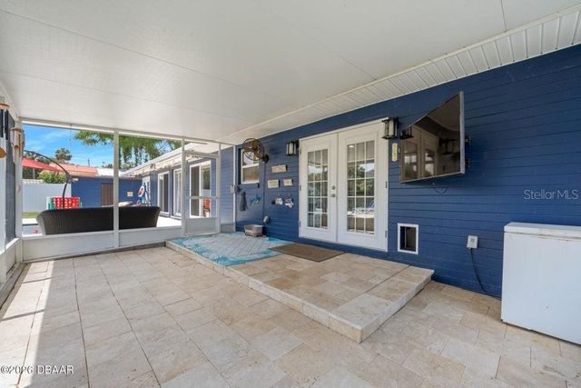 18 TOMOKA OAKS BOULEVARD, Ormond Beach, FL 32174