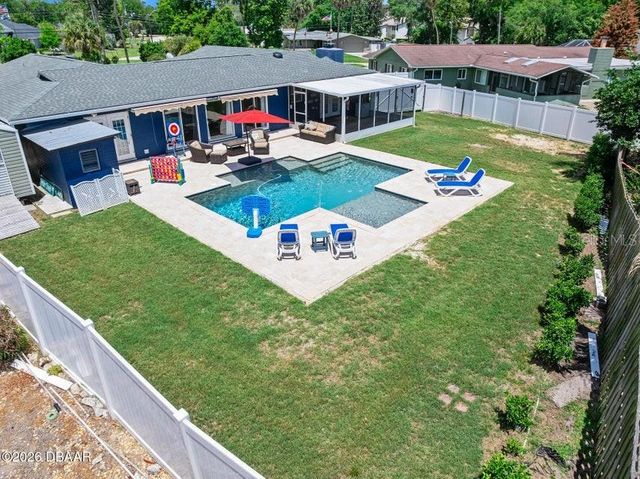 18 TOMOKA OAKS BOULEVARD, Ormond Beach, FL 32174