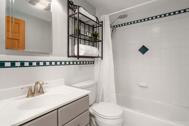 15 Martindale Rd, Randolph, MA 02368