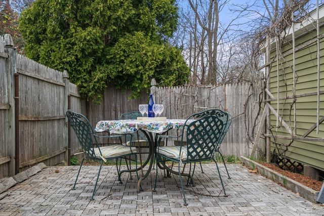 15 Martindale Rd, Randolph, MA 02368