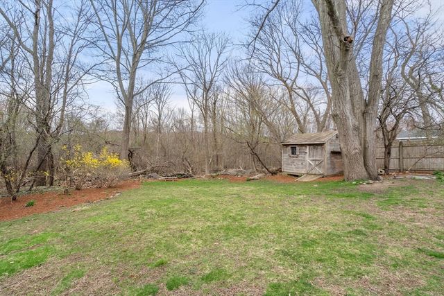 15 Martindale Rd, Randolph, MA 02368