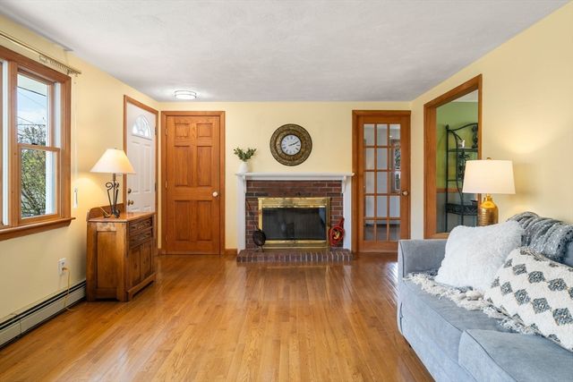 15 Martindale Rd, Randolph, MA 02368