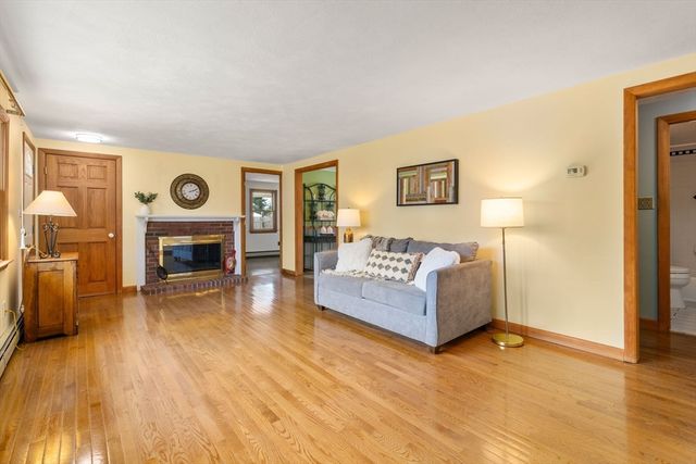 15 Martindale Rd, Randolph, MA 02368