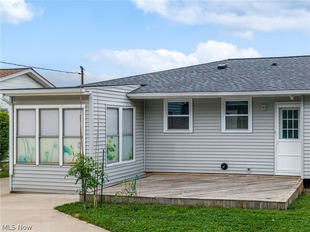 6904 Reid Drive, Parma Heights, OH 44130