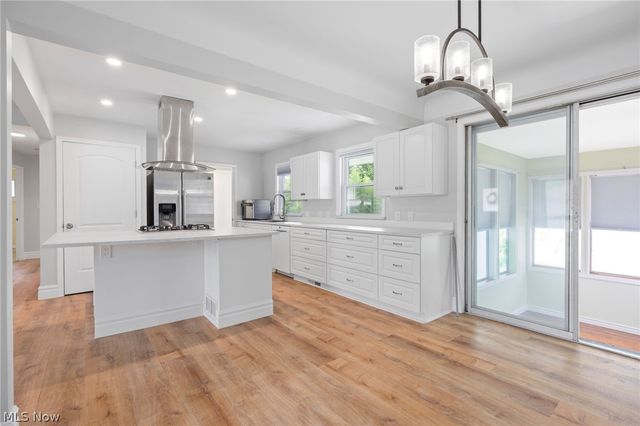 6904 Reid Drive, Parma Heights, OH 44130