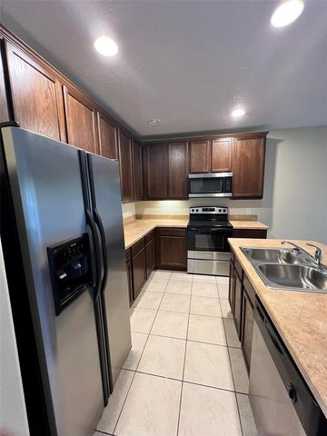 2202 SEVEN OAKS DRIVE, St Cloud, FL 34772