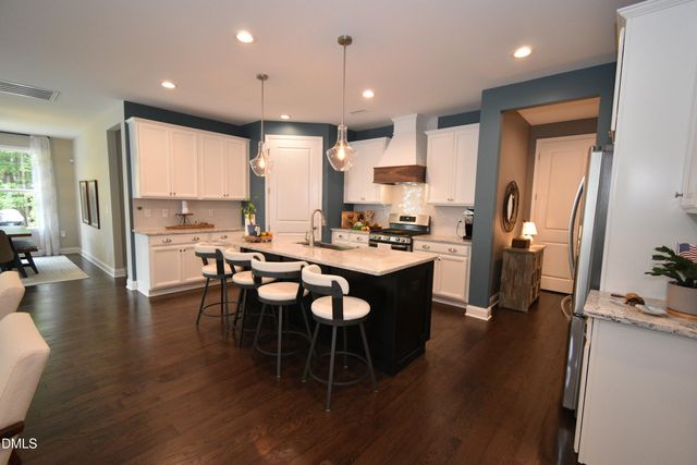 1013 Pondfield Way, Durham, NC 27713