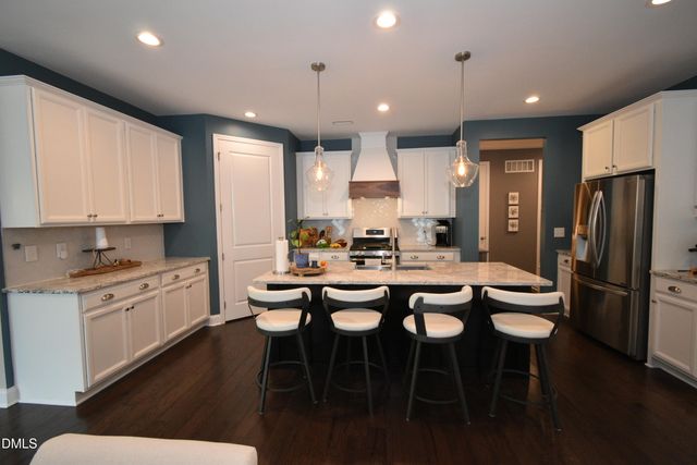 1013 Pondfield Way, Durham, NC 27713