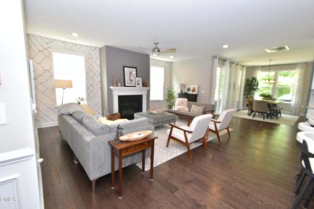 1013 Pondfield Way, Durham, NC 27713