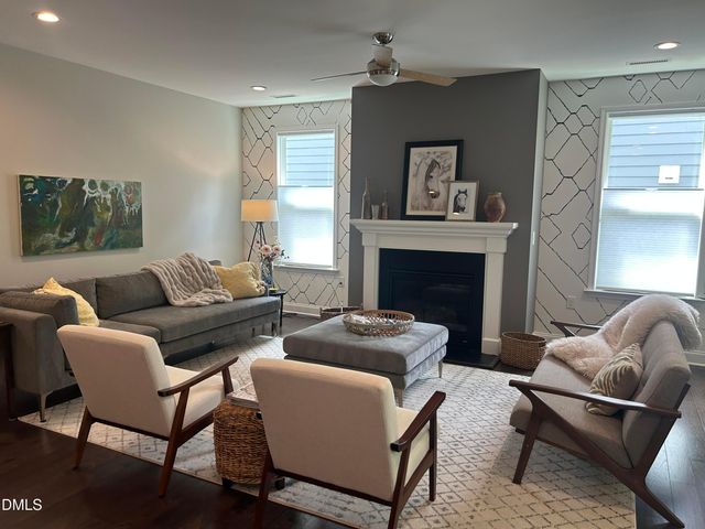 1013 Pondfield Way, Durham, NC 27713