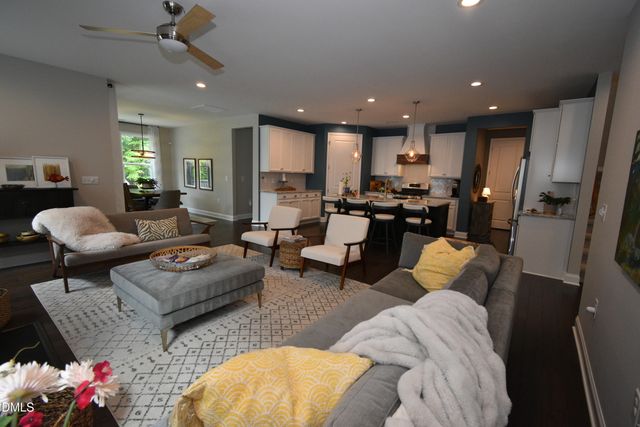 1013 Pondfield Way, Durham, NC 27713