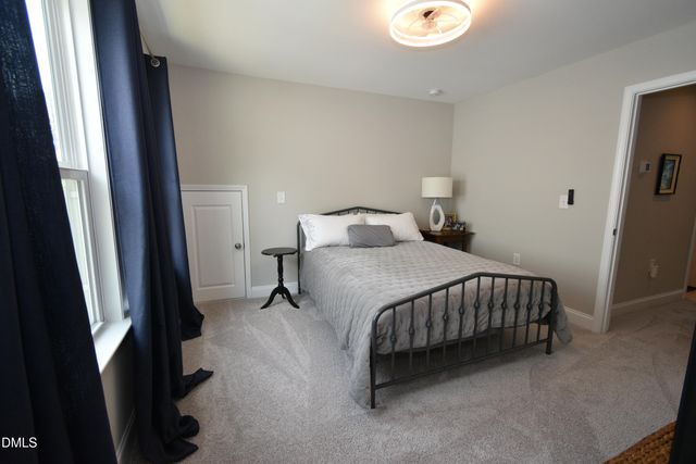 1013 Pondfield Way, Durham, NC 27713